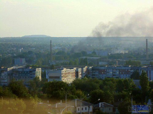 Луганськ зруйнований. Частина 12. Фото. 10.08.-12.08.2014. Станом на 10 серпня в Луганську як і раніше проблеми зі зв'язком, електроенергією та водою. Терористи продовжують обстрілювати місто. 