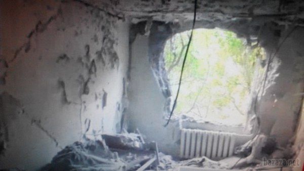 Донецьк зруйнований 13.08.2014 (фото). 13 серпня продовжився обстріл Донецька. З'явилися нові руйнування.