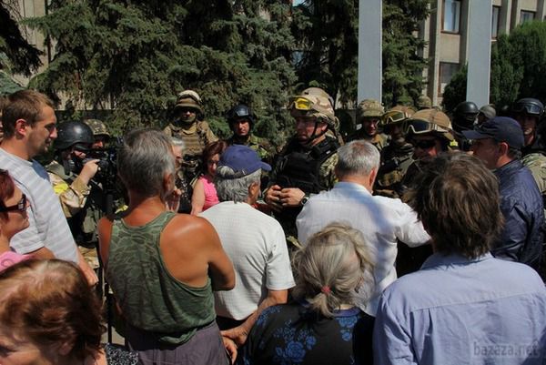 Підтримка сепаратистів на Донбасі продовжує знижуватися (відео). У Луганській області населення, яке підтримувало так звану ДНР змінює свою думку.