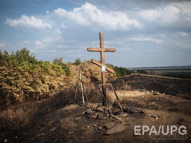 РНБО: Українських прикордонників обстріляли з російських Мі-24, четверо загиблих. 25 серпня на ділянці "Червона Таловка" намагалася перетнути кордон диверсійна група, на підмогу якої були відправлені озброєні бойовики і вертольоти, повідомив спікер інфоцентру Ради національної безпеки і оборони Андрій Лисенко.