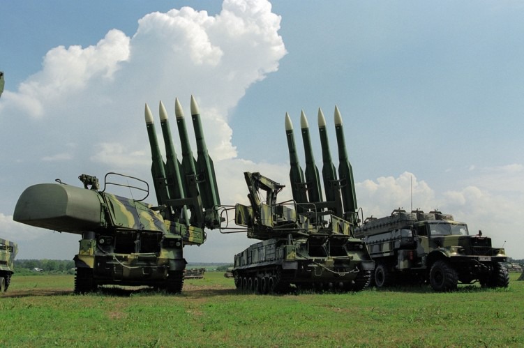Росія перекинула в Україну важке озброєння, - Пентагон. У числі військової техніки, перекинутої в Україну - ЗРК "Бук"