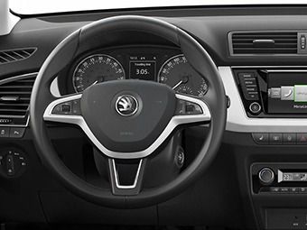 Інтер'єр нової Skoda Fabia перестав бути секретом. Компанія Skoda опублікувала перше офіційне зображення інтер'єру хетчбека Fabia нового покоління. 