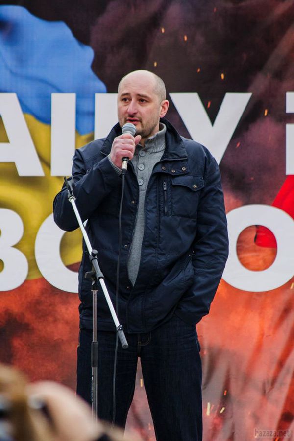 Пам'ятка російському військовому - батьківщина тебе кине, синку. Цю пам'ятку написав військовий журналіст після війни в Грузії. Єдине, що додав зараз, це останній абзац. А так все як і раніше. Актуально як ніколи.