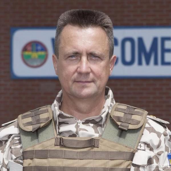 Друзі, наші війська АТО ведуть активні бої не лише під Іловайськом. І не лише тримають позиції - просуваються вперед. Заступник міністра оборони Ігор Кабаненко.