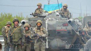 Сили АТО звільнили село Комсомольське на Донеччині. Ситуація у Луганській та південних районах Донецької областей залишається складною. 