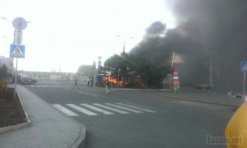 Донецьк зруйнований 29.08.2014 (фото). 29 серпня продовжився обстріл Донецька. З'явилися нові руйнування. 