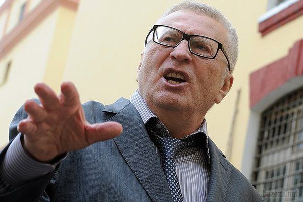 Жириновський вимагає захопити Казахстан через "антиросійськи настрої". Лідер російської партії ЛДПР Володимир Жириновський вважає, що Росія повинна захопити Казахстан, тому що там "культивують русофобські настрої".