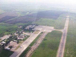 Бої за утримання Луганського аеродрому тривають. Українська армія продовжує утримувати Луганський аеродром. Про це повідомляє спікер АТО Леонід Матюхін.