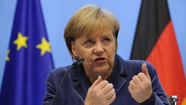 Меркель відправить зброю до Іраку. Німецький бундестаґ дав дозвіл на поставки зброї до Іраку. Її передадуть курдським військовим, які ведуть боротьбу з бойовиками “Іспамської держави”. 
