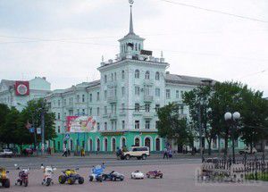 Обстановка в Луганську. День 47 (2.09.14). Ранок 2 вересня Луганськ зустрів спокійно. В 4:00 в напрямку Металіста були чутні вибухи. Вчора вдень терористи путіна обстрілювали місто. 