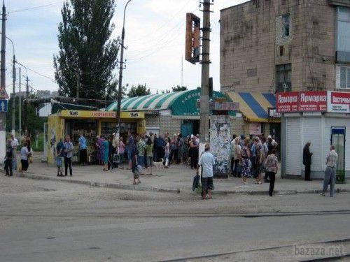 Обстановка в Луганську. День 47 (2.09.14). Ранок 2 вересня Луганськ зустрів спокійно. В 4:00 в напрямку Металіста були чутні вибухи. Вчора вдень терористи путіна обстрілювали місто. 