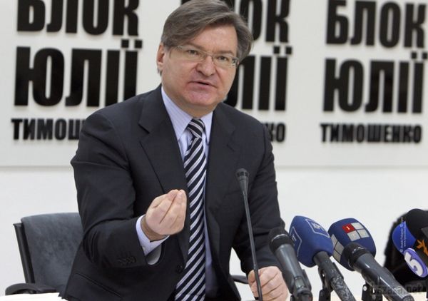Шанси отримати військово-технічну допомогу від НАТО невеликі - юридично Україна продовжує АТО. АТО перетворилася на перешкоду