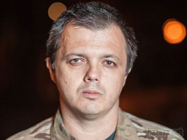 Семенченко: Батальйон "Донбас" став батальонно-тактичною групою. У батальйоні вже служить 700 осіб і по штату він може претендувати на статус полку, повідомив комбат "Донбасу" Семен Семенченко.