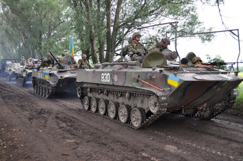 Під Маріуполем йдуть бої в районі Комінтернове. Біля Маріуполя Донецької області, на східних околицях якого 4 вересня стався бій з російськими військовими, поновилися бойові дії.