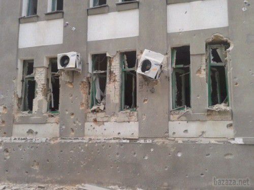 Луганськ зруйнований. Фото. Відео. 6.09.2014. Станом на ранок 6 вересня в Луганську спокійно. Ніч пройшла спокійно. За повідомленнями місцевих жителів звуки вибухів чути за містом. 