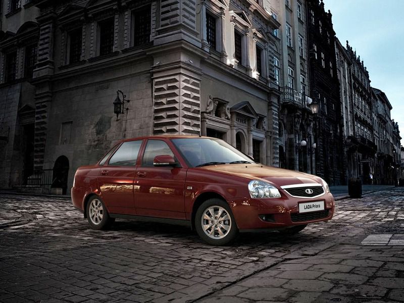 Стартувало виробництво Lada Priora з «роботом». Базою для нової ВАЗовской трансмісії послужила п'ятиступінчаста «механіка» з тросовим приводом, оснащена німецькою актуализатором ZF і зчепленням Valio. У майбутньому аналогічні модифікації з'являться у Lada Vesta, Granta і Kalina.