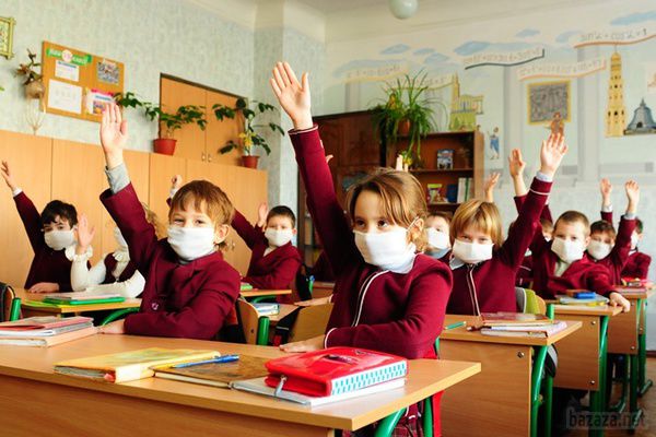 В Україну прийшов парагрип. Не встиг початися новий навчальний рік, як школярі один за іншим стали хворіти: нежить, кашель, температура.