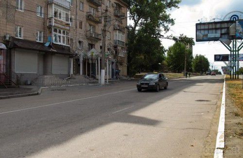 Луганськ зруйнований. Відео. 12.09.2014. Станом на ранок 12 вересня в Луганську спокійно. Ніч пройшла тихо. У місті зберігаються проблеми зі зв'язком, електроенергією, водою і продуктами. 
