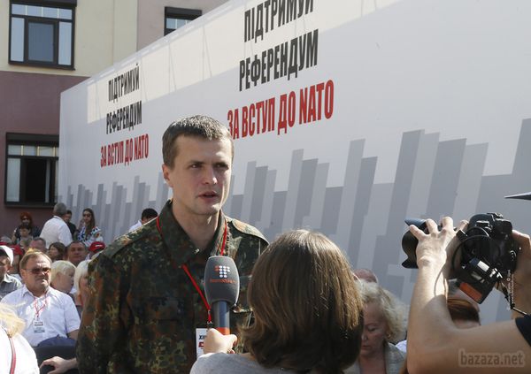 Руїни "Батьківщини". Хто допоможе Тимошенко повернутися у велику політику. Після виходу з партії Арсенія Яценюка та Олександра Турчинова доля "Батьківщини" та її лідера цілком залежить від того, чи захочуть виборці підтримувати маловідомих активістів, які опинилися в першій десятці списку