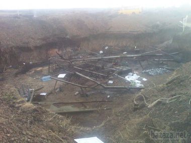 ЗМІ: У Донецькій області російські військові знищили приміщення з 300-ми своїми полоненими. Окупаційні війська вирішили, що там знаходиться український госпіталь і штаб, і знищили його