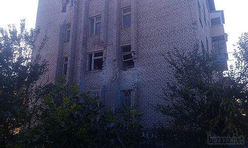 Луганськ зруйнований. Фото. Відео. 16.09.2014. Станом на ранок 16 вересня в Луганську спокійно. Ніч пройшла тихо. У місті зберігаються проблеми зі зв'язком, електроенергією, водою і продуктами. 
