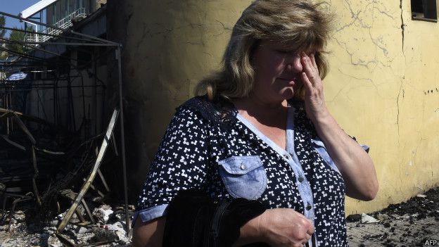 Перемир'я під обстрілами: у Донецьку за два дні загинули десятеро людей. У Донецьку в першу половину вівторка та у понеділок тривали обстріли - загинуло четверо людей. Перед тим жертвами обстрілів стали ще шестеро місцевих жителів.