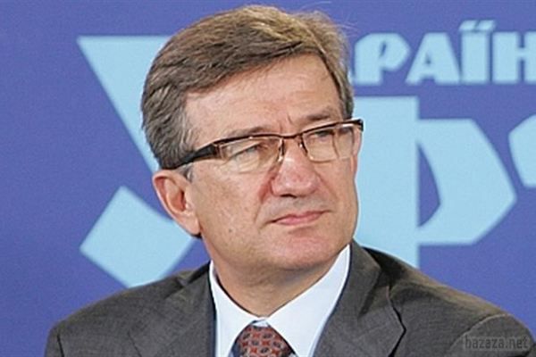 Тарута про особливий статус Донбасу: А нас як: продали, "злили"? Де ми, в Росії або Україні? За що гинули наші хлопці?. У законі про особливий статус Донбасу не прописані елементарні деталі, необхідні для врегулювання конфлікту, заявив губернатор Донецької області Сергій Тарута.