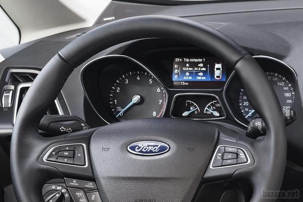 Представлений оновлений Ford C-MAX. Слідом за новим S-MAX, компанія Ford показала рейстайлинговый компактвен C-MAX. Крім оновленого дизайну і елементів інтер'єру, новинка отримала двигуни наступного покоління.