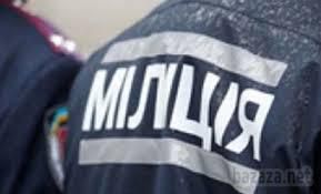 Міліціонери Лисичанська вилучили у місцевого жителя вибухівку і електродетонатори. 17 вересня в ході проведення оперативно-розшукових заходів, співробітники карного розшуку Лисичанського міськвідділу міліції на вул. Суворова в м. Новодружевськ за місцем проживання чоловіка 1967 р.н. виявили та вилучили 10 амонійних шашок та 2 електродетонатори. 
