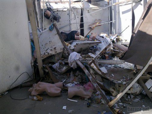 Луганськ зруйнований. Частина 49. Фото. 19.09.2014 (регулярно оновлюється). Станом на ранок 19 вересня у Луганську спокійно. Ніч пройшла тихо. У місті зберігаються проблеми зі зв'язком, електроенергією, водою і продуктами.
