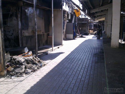 Луганськ зруйнований. Частина 49. Фото. 19.09.2014 (регулярно оновлюється). Станом на ранок 19 вересня у Луганську спокійно. Ніч пройшла тихо. У місті зберігаються проблеми зі зв'язком, електроенергією, водою і продуктами.