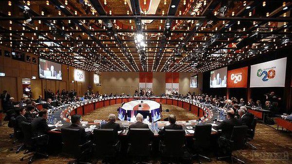 Путіна не виключили з G-20, тому що ряд країн "наполегливо" просили - The Australian. У "Великій двадцятці" вважають, що якщо вони допустять Росію, це допоможе зняти напруженість".