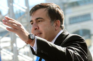 У мене серце болить не за заарештований будинок, а за Грузію - Саакашвілі. Екс-президент Михайло Саакашвілі прокоментував арешт свого майна в Грузії.