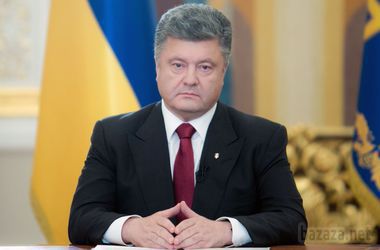 Війна та мир. Президент Петро Порошенко дав інтерв'ю провідним українським телеканалам. Він підкреслив, що альтернативи миру на Сході не існує і розповів, як Росія очорнює Україну