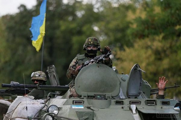 Буферну зону на сході України розіб'ють на п'ять частин. Після відводу військ і великокаліберної техніки "зону безпеки" в Донбасі розділять на п'ять секторів, що дозволить точніше відстежувати ситуацію на сході України. 
