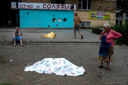 ООН оприлюднила нові дані про загиблих в Донбасі. Кількість жертв збройного конфлікту на сході України з урахуванням загиблих в авіакатастрофі малайзійського «Боїнга» в Донецькій області досягло 3543 людина. 