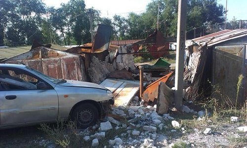 Луганськ зруйнований. Частина 53. Фото. Відео. 25.09.2014 (регулярно оновлюється). Станом на ранок 24 вересня в Луганську спокійно. Ніч пройшла тихо. В місті ще зберігаються проблеми зі зв'язком, електроенергією, водою. Газ є у багатьох будинках.