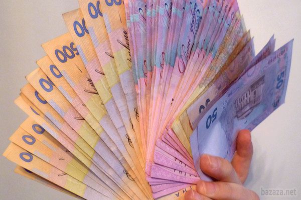 Бойовики ЛНР беруть внесок за вивезення товару за територію «республіки». Зараз, в Луганську і області для того, щоб вивести свій бізнес, який не цікавить бойовиків, потрібно заплатити пристойну суму. 