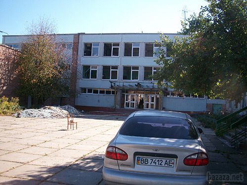 Луганськ зруйнований. Фото. 30.09.2014. Станом на ранок 30 вересня в Луганську спокійно. У Луганську зберігаються проблеми з водою та електрикою. 