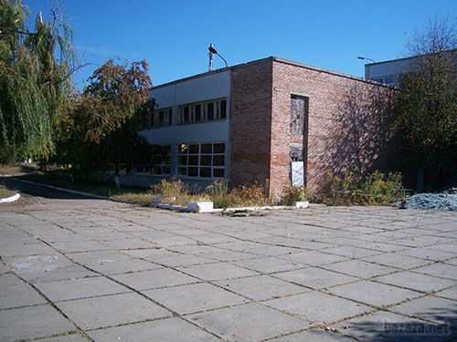 Луганськ зруйнований. Фото. 30.09.2014. Станом на ранок 30 вересня в Луганську спокійно. У Луганську зберігаються проблеми з водою та електрикою. 
