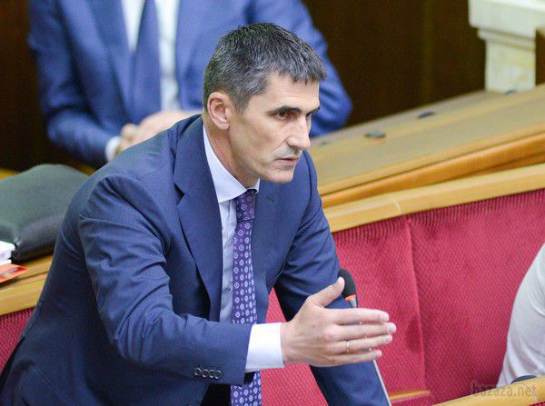 Генпрокуратура розслідує викрадення на бронетанкових заводах. Практично по всім бронетанковим заводам України розпочаті кримінальні провадження та проводяться перевірки фактів розкрадання військового майна. 