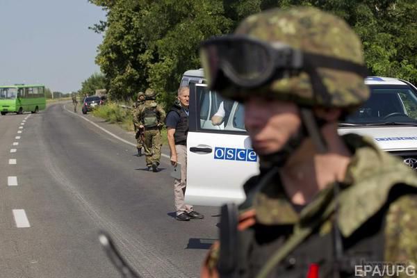 Спостерігачі ОБСЄ моніторять в зоні АТО тільки українські позиції і фіксують факти стрільби тільки з одного боку. Бойовики не допускають на свої позиції спостерігачів, відкриваючи по них вогонь.