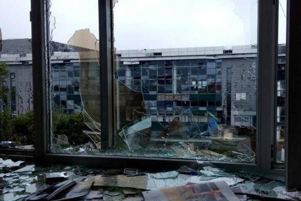 Якщо бійці АТО не вийдуть зараз з донецького аеропорту, вони залишаться мертвими легендами - журналіст. Головний редактор InfoCar.ua Павло Кащук розповів, що ситуація в донецькому аеропорту критична.