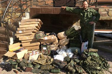Росіяни припинили постачати бойовиків в Донбасі – не бачать перспектив у "Новоросії". Координатор по збору допомоги так званого "ополченню Новоросії" росіянин Олександр Жучковський  повідомив, що в середині жовтня призупиняє діяльність з постачання "народного ополчення Донбасу".