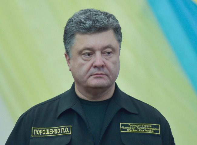 Президент України Петро Порошенко не вважає доцільним проведення наступної хвилі мобілізації. Першочерговим завданням є забезпечення армії технікою.