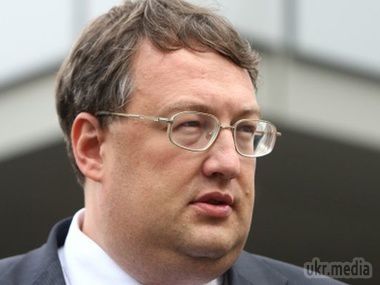 Геращенко: Бійці "Айдара" мають статус тимчасово затриманих осіб. Їх подальшу долю протягом 72 годин має визначити військова прокуратура і СБУ