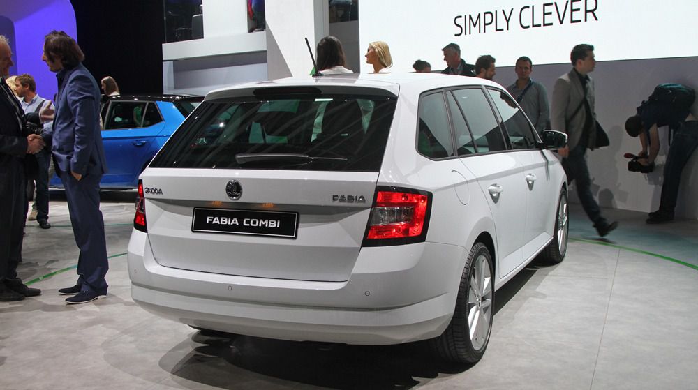 Skoda представила універсал Fabia. В ході Паризького автосалону компанія Skoda представила універсал Fabia нового покоління. Зовнішній вигляд новинки був повністю розсекречений кількома днями раніше, а тепер стали відомі технічні дані автомобіля.