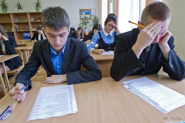 Новинки ЗНО - 2015: Велику Вітчизняну війну повернуть, а світову літературу виключать