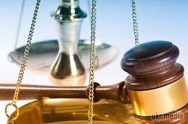 Сховатися від правосуддя за кордоном більше не вийде: Рада схвалила зміни до Кримінального Кодексу. Верховна Рада прийняла законопроект, який значно спростить процес залучення до відповідальності тих, хто до неї залучатися не хоче. 