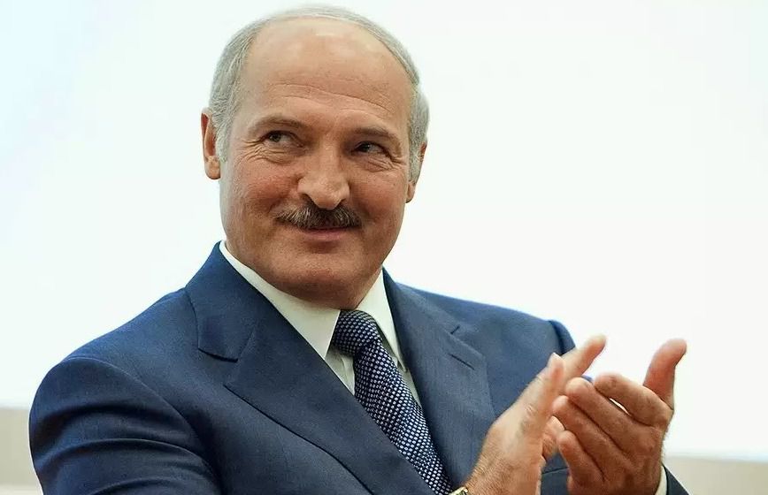 Більшу частину Росії треба повернути Казахстану - Лукашенко (відео). В інтерв'ю казахстанському телеканалу президент Білорусі Олександр Лукашенко заявив, що не хоче руйнування української держави.